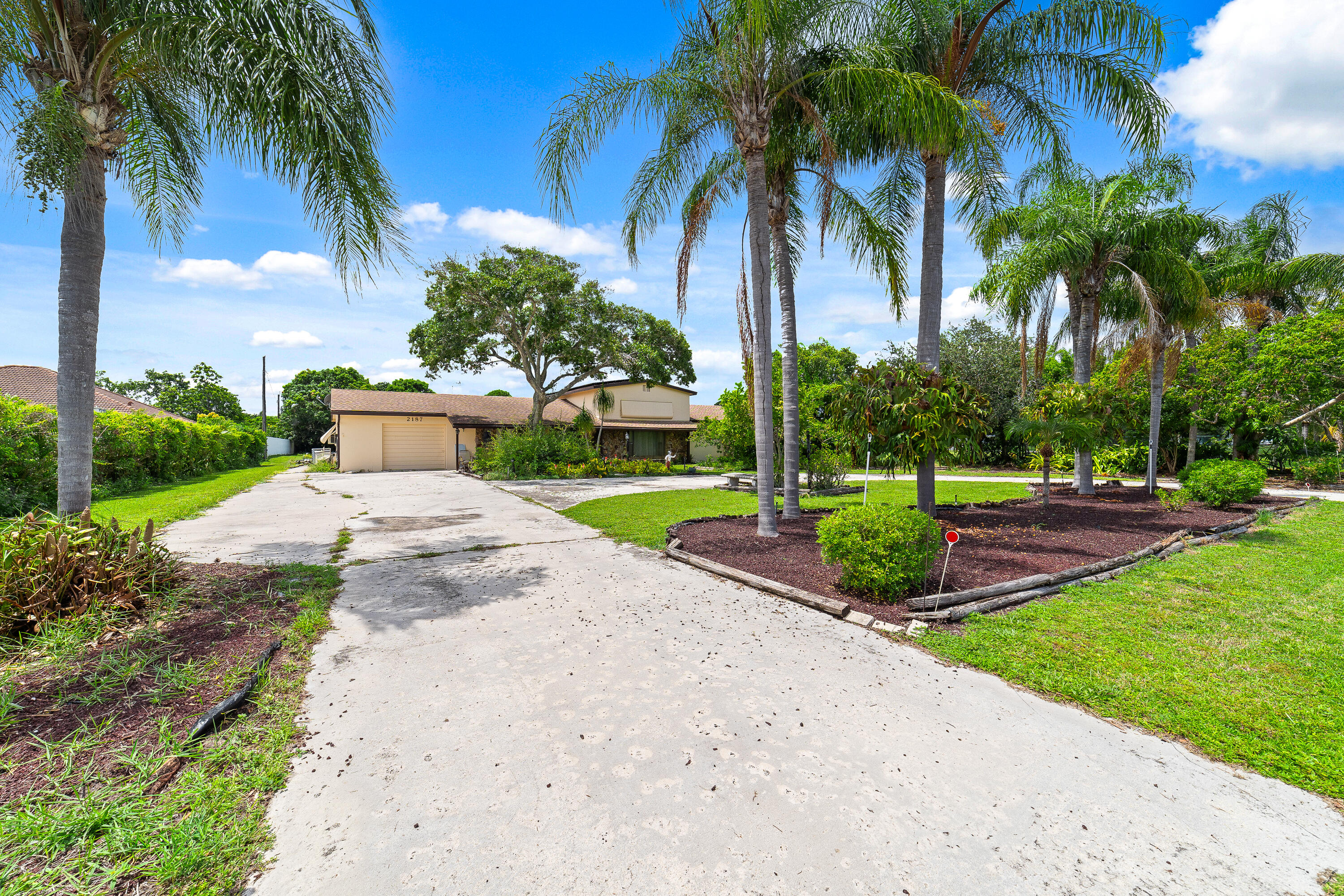 2187 Prairie Road Palm Springs, FL 33406 - Photo 3 of 13 _DSC1998