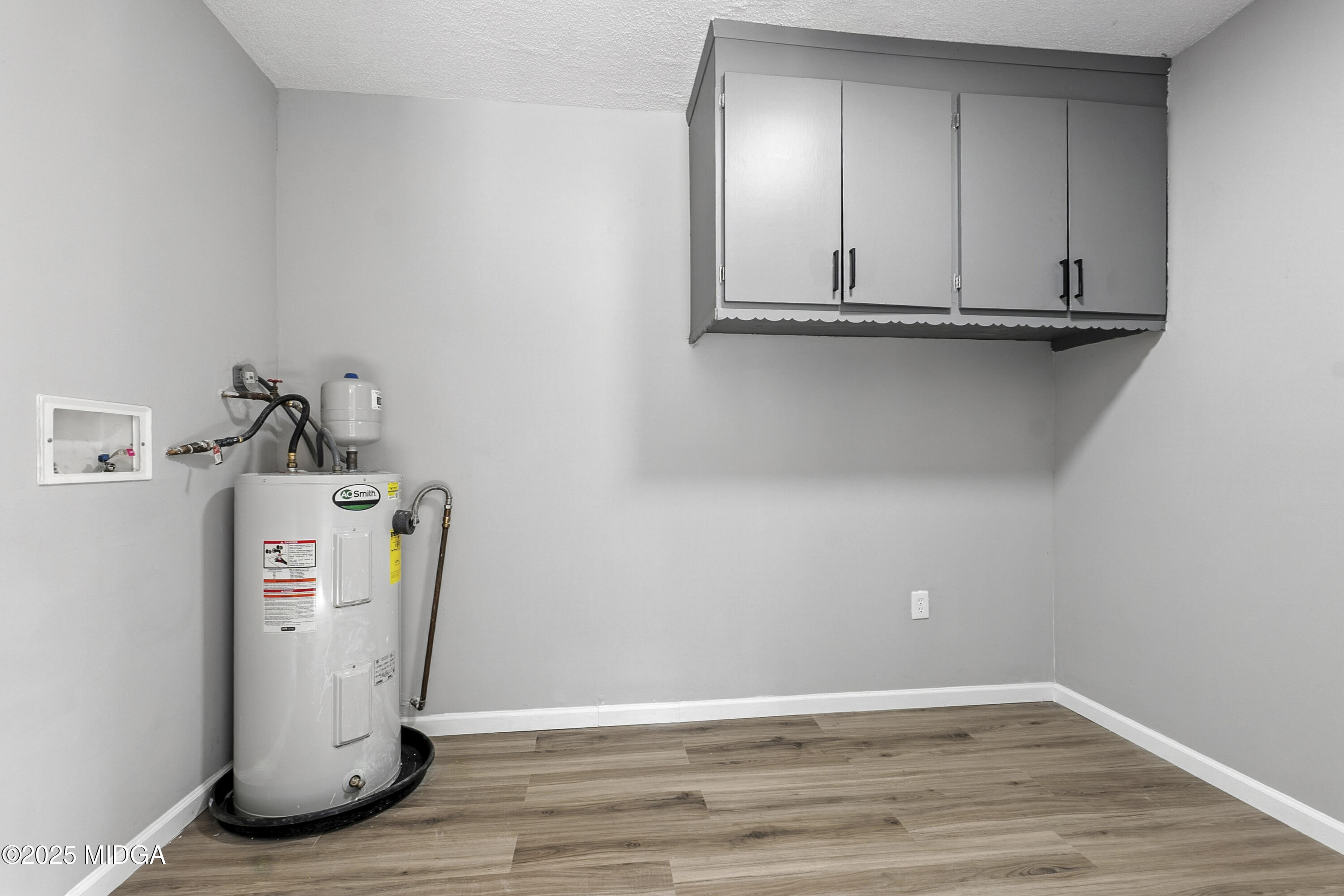 109 Scarborough Road Centerville, GA 31028 - Photo 22 of 52 a view of utility room