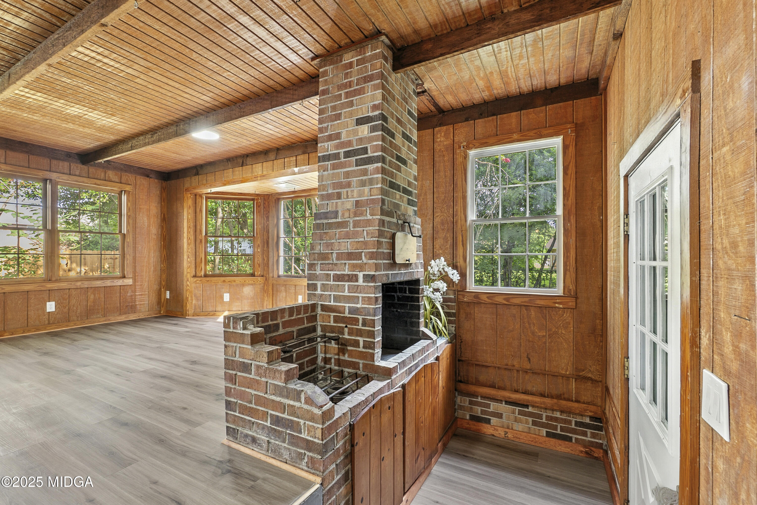 109 Scarborough Road Centerville, GA 31028 - Photo 35 of 52 a view of an entryway with wooden floor