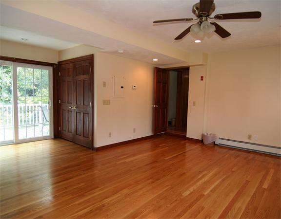 21 Keeling Road Wakefield, MA 01880 - Photo 8 of 25 Gallery Image 8