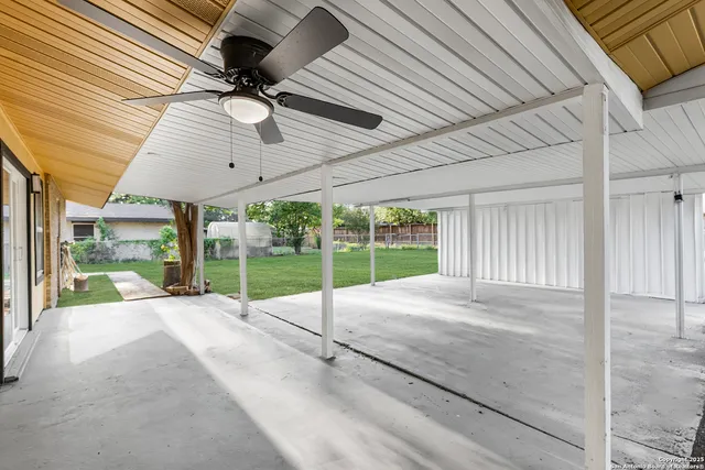 $249,000 | 209 Windcrest Drive, Windcrest, TX 78239