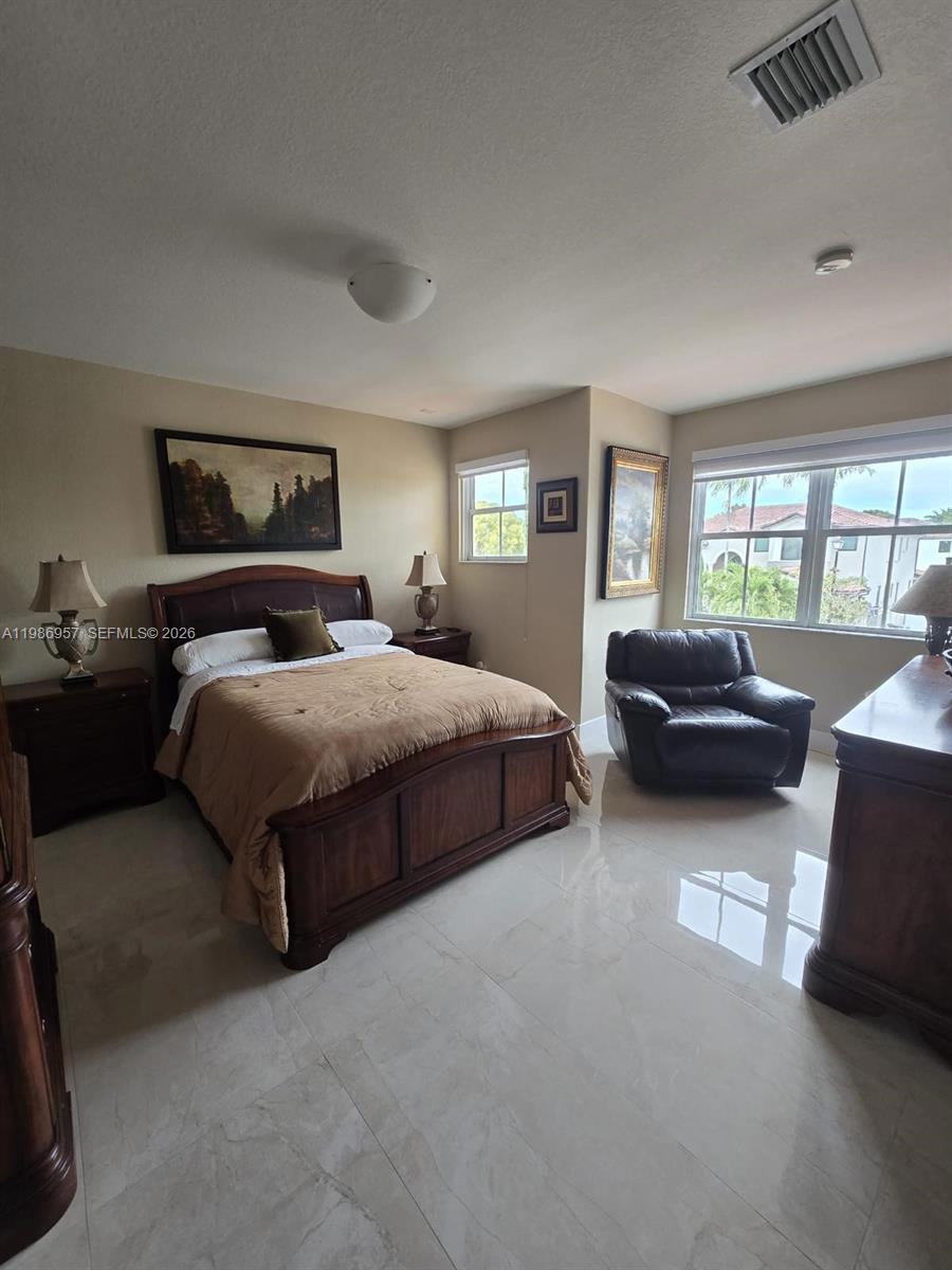 14978 Southwest 12th Lane Miami, FL 33194 - Photo 2 of 12