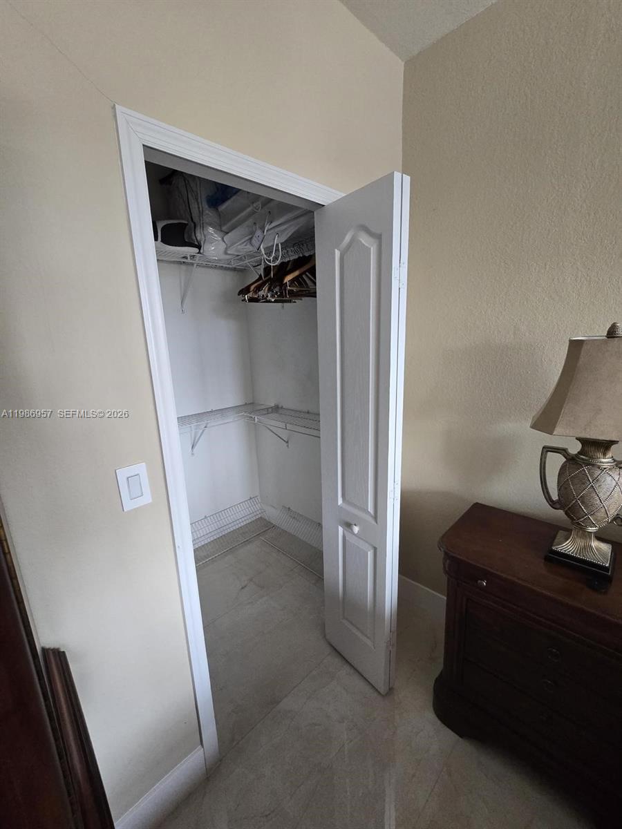 14978 Southwest 12th Lane Miami, FL 33194 - Photo 8 of 12