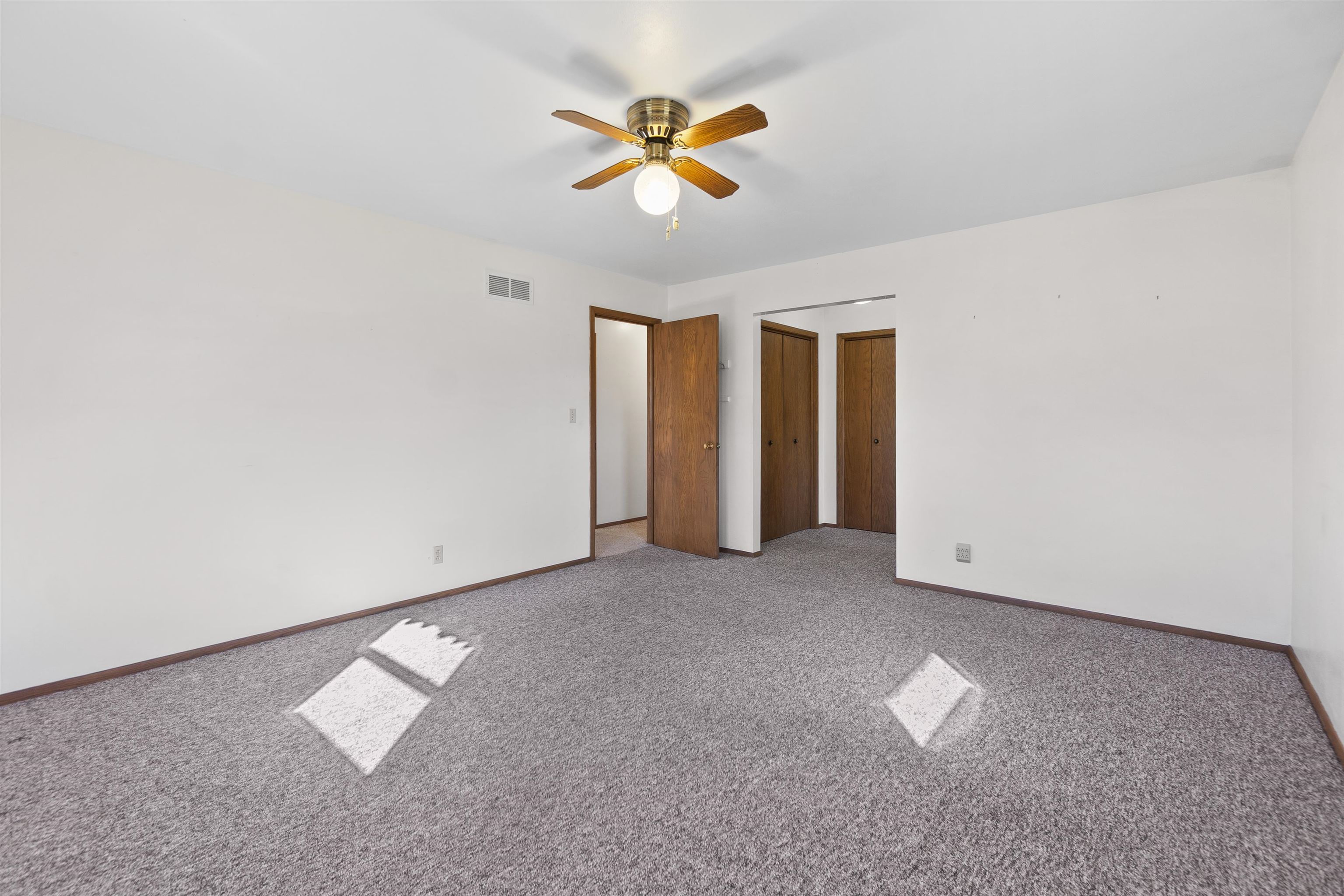 421 Manhattan Street Chilton, WI 53014 - Photo 11 of 29