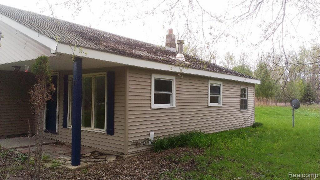 5185 West Curtis Road Coleman, MI 48618 - Photo 2 of 12 2.jpg