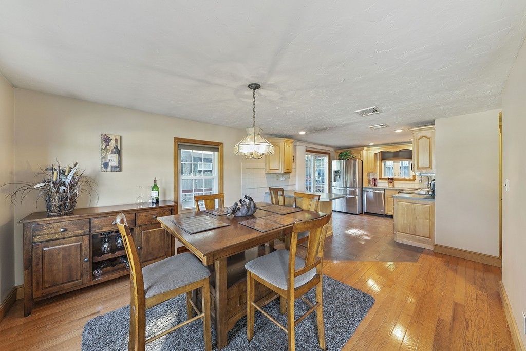 39 Thayer Road Braintree, MA 02184 - Photo 5 of 22 a dining room with furniture and window