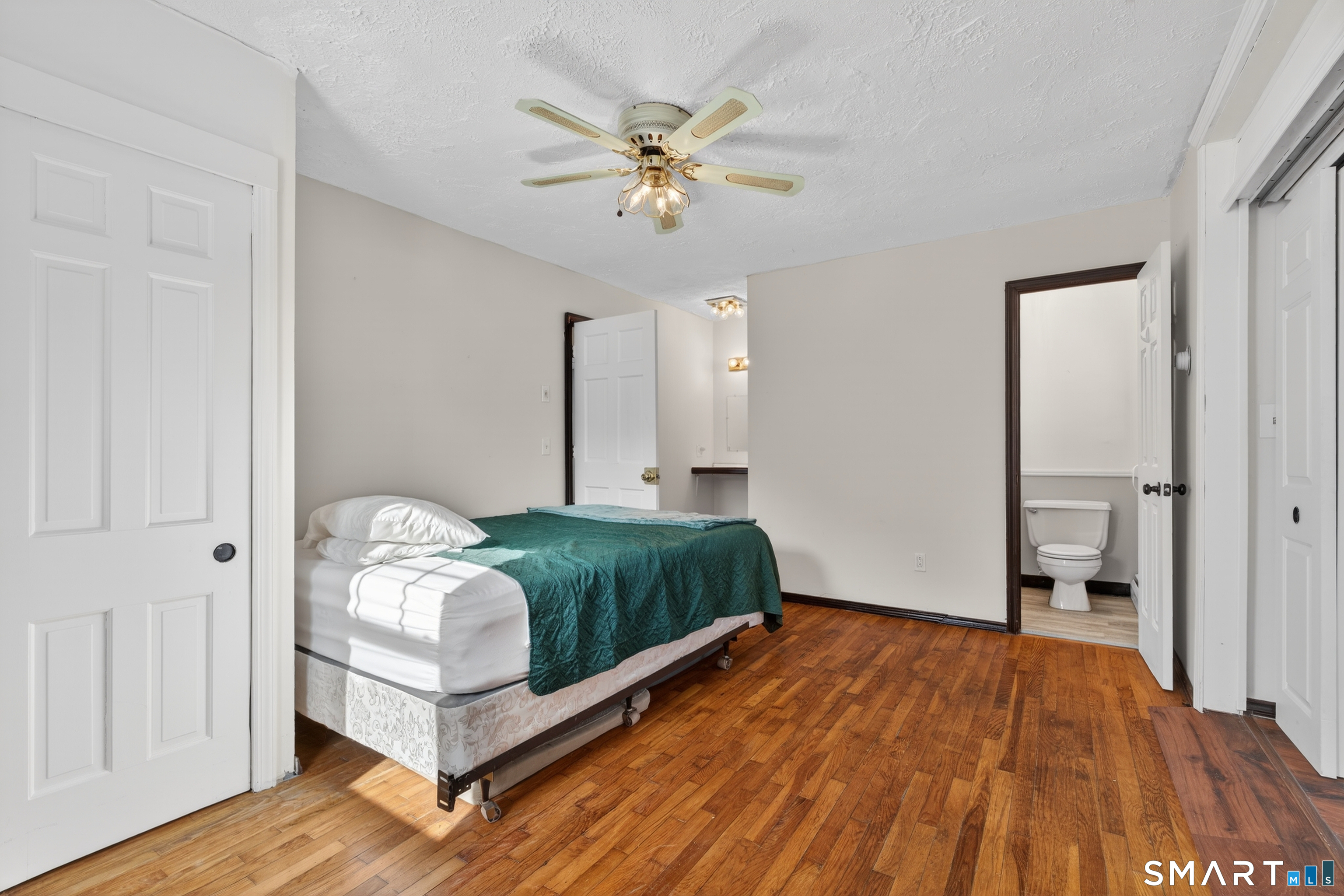 133 Haddad Road Waterbury, CT 06708 - Photo 14 of 35