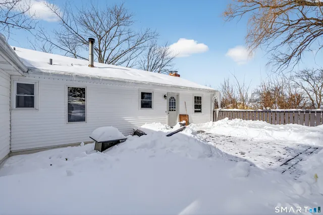 $374,900 | 133 Haddad Road, Waterbury, CT 06708