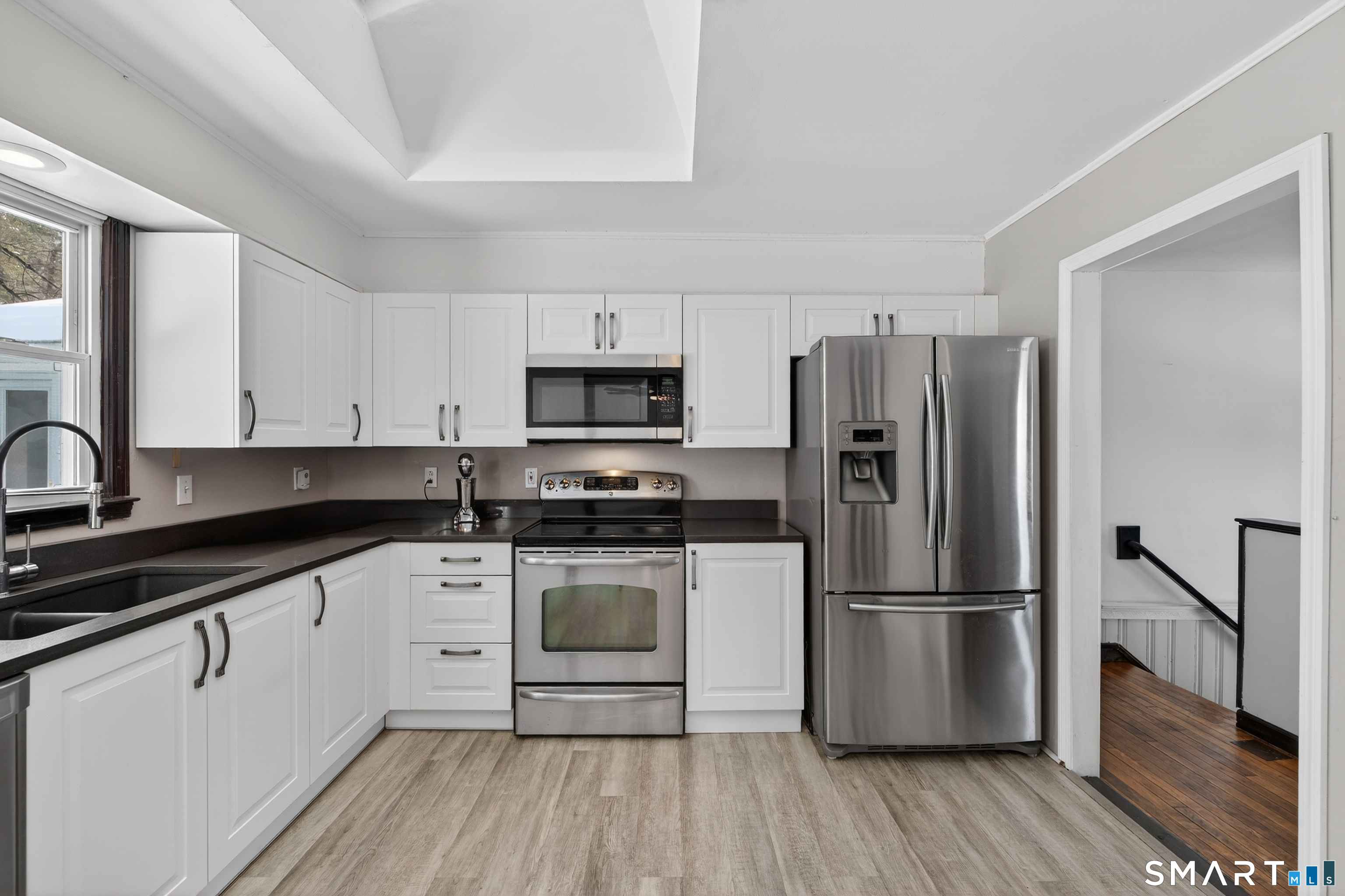 133 Haddad Road Waterbury, CT 06708 - Photo 5 of 35