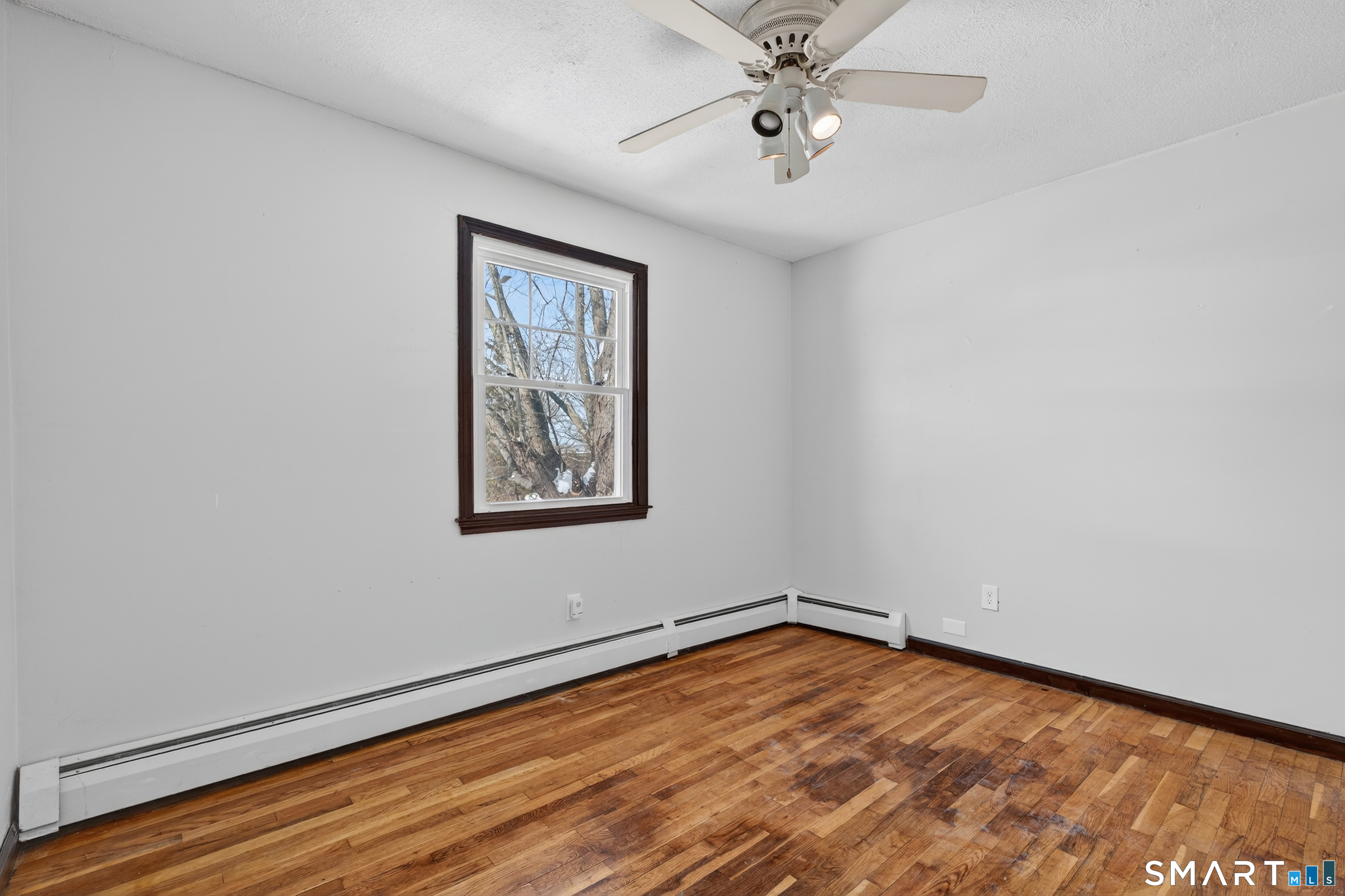 133 Haddad Road Waterbury, CT 06708 - Photo 9 of 35