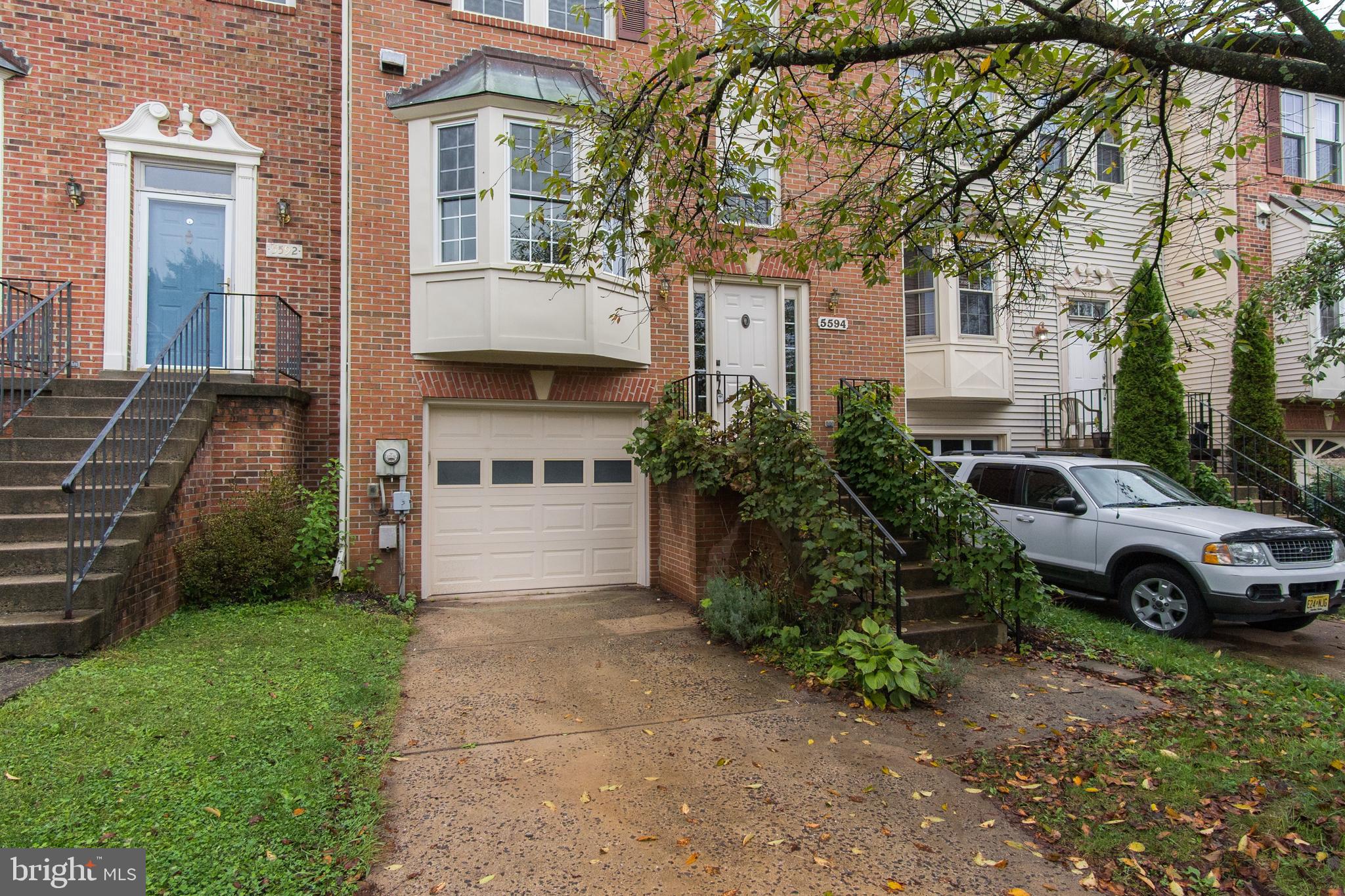 5594 Rivendell Place Frederick, MD 21703 - Photo 2 of 52 Gallery Image 2