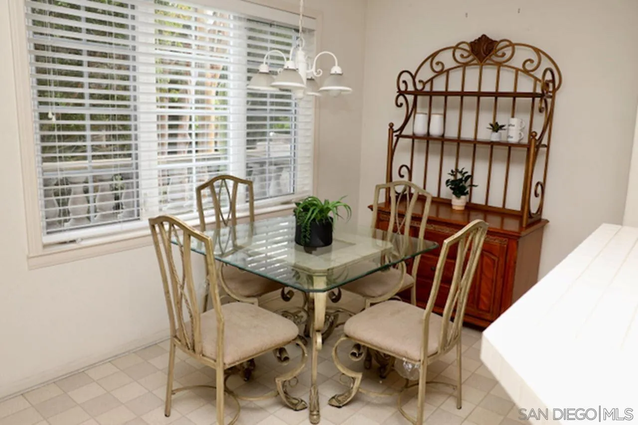 2862 Torrey Pines Road La Jolla, CA 92037 - Photo 13 of 35