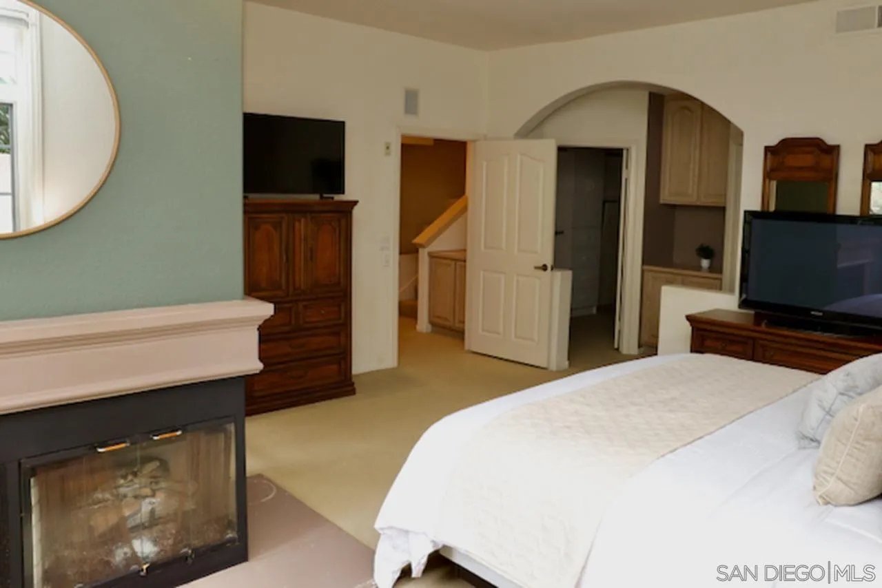 2862 Torrey Pines Road La Jolla, CA 92037 - Photo 27 of 35