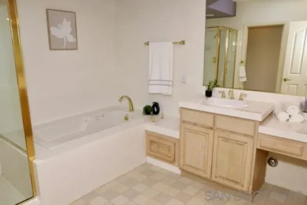 $1,295,000 | 2862 Torrey Pines Road, La Jolla, CA 92037