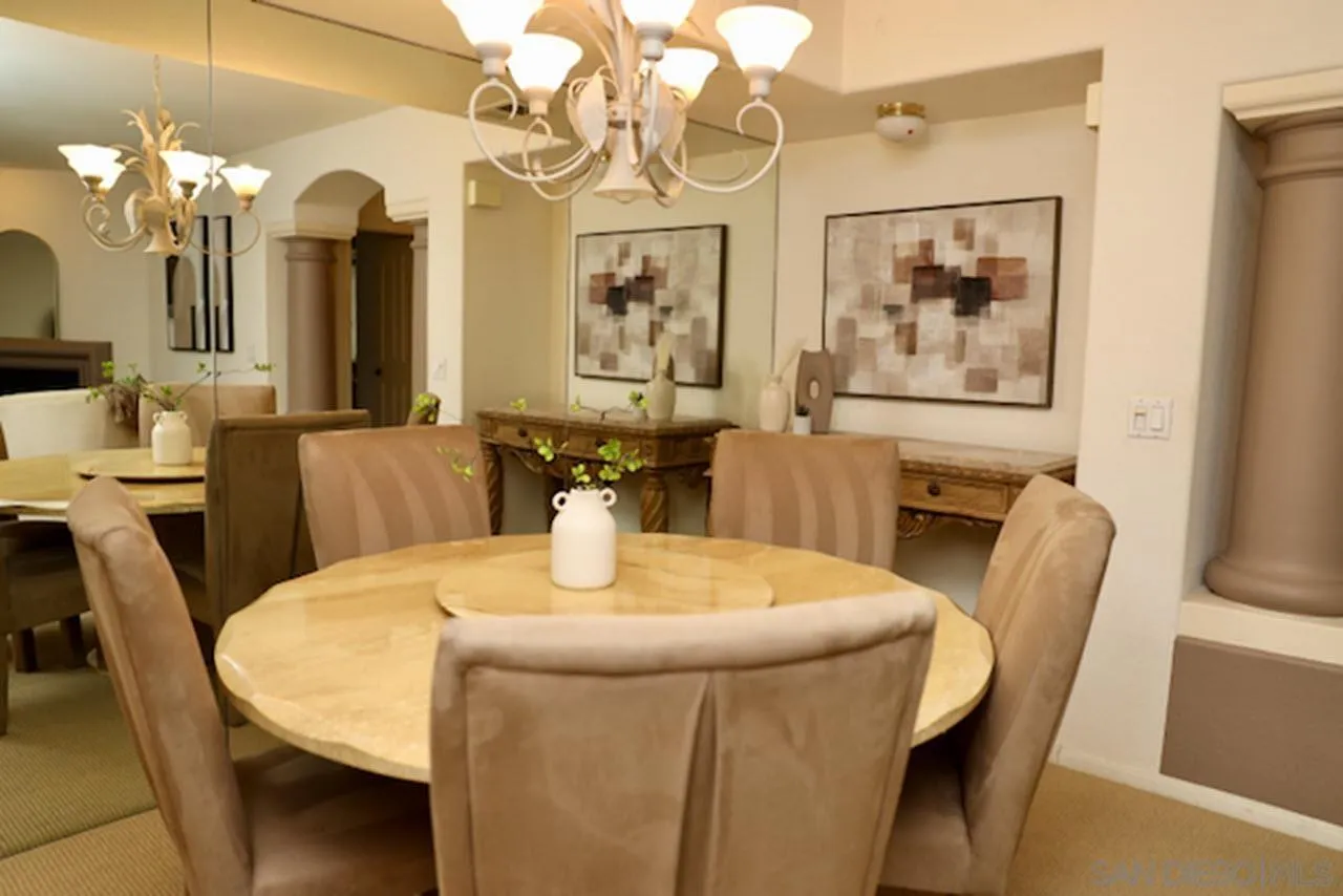 2862 Torrey Pines Road La Jolla, CA 92037 - Photo 8 of 35