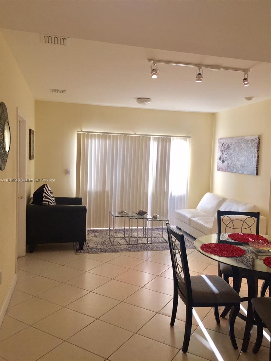 2280 Southwest 32nd Avenue, Unit 213 Miami, FL 33145 - Photo 8 of 23