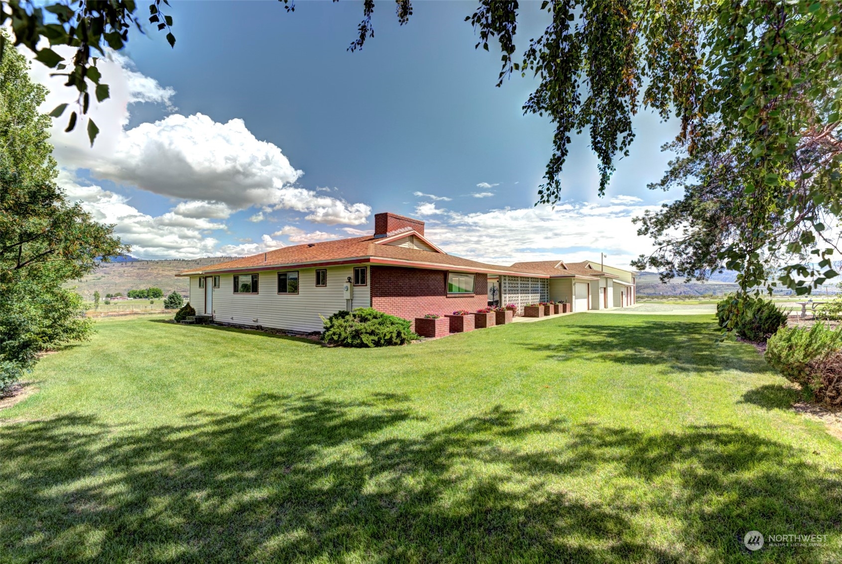 168 Engh Road Omak, WA 98841 - Photo 3 of 40