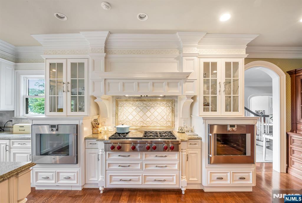 311 Algonquin Road Franklin Lakes, NJ 07417 - Photo 12 of 49