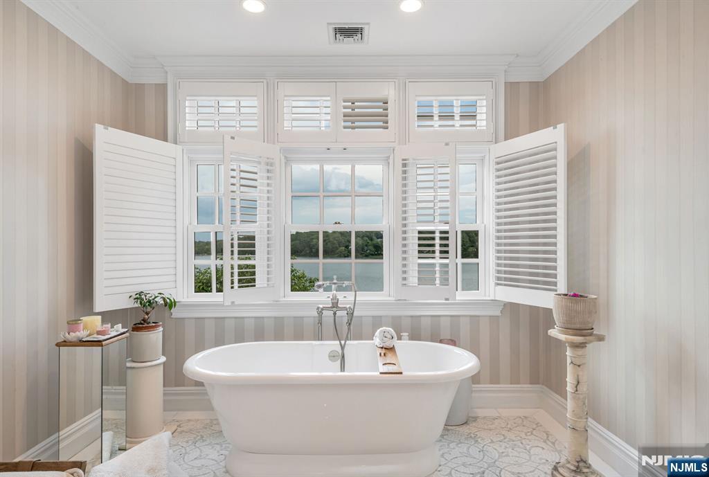 311 Algonquin Road Franklin Lakes, NJ 07417 - Photo 21 of 49