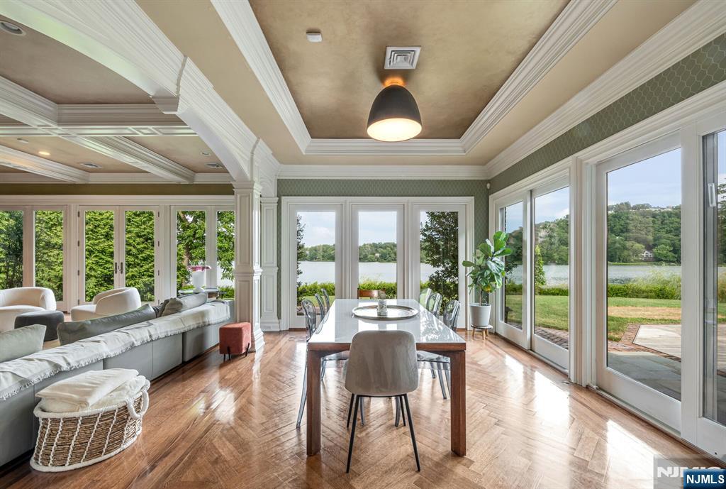 311 Algonquin Road Franklin Lakes, NJ 07417 - Photo 4 of 49