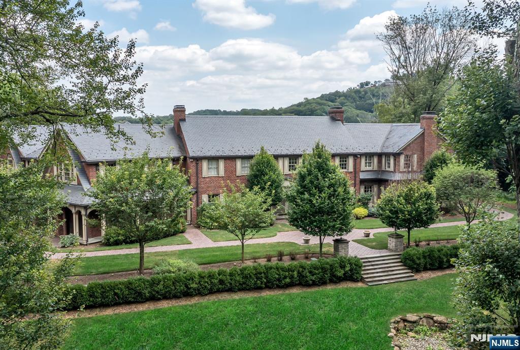 311 Algonquin Road Franklin Lakes, NJ 07417 - Photo 41 of 49