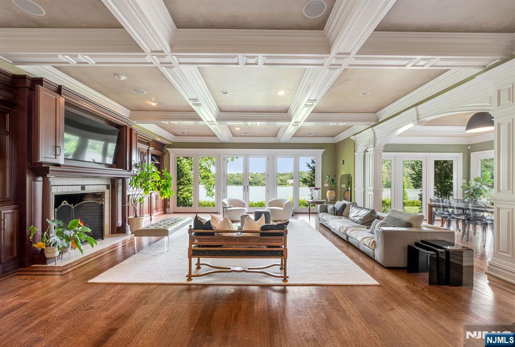 311 Algonquin Road Franklin Lakes, NJ 07417 - Photo 6 of 49