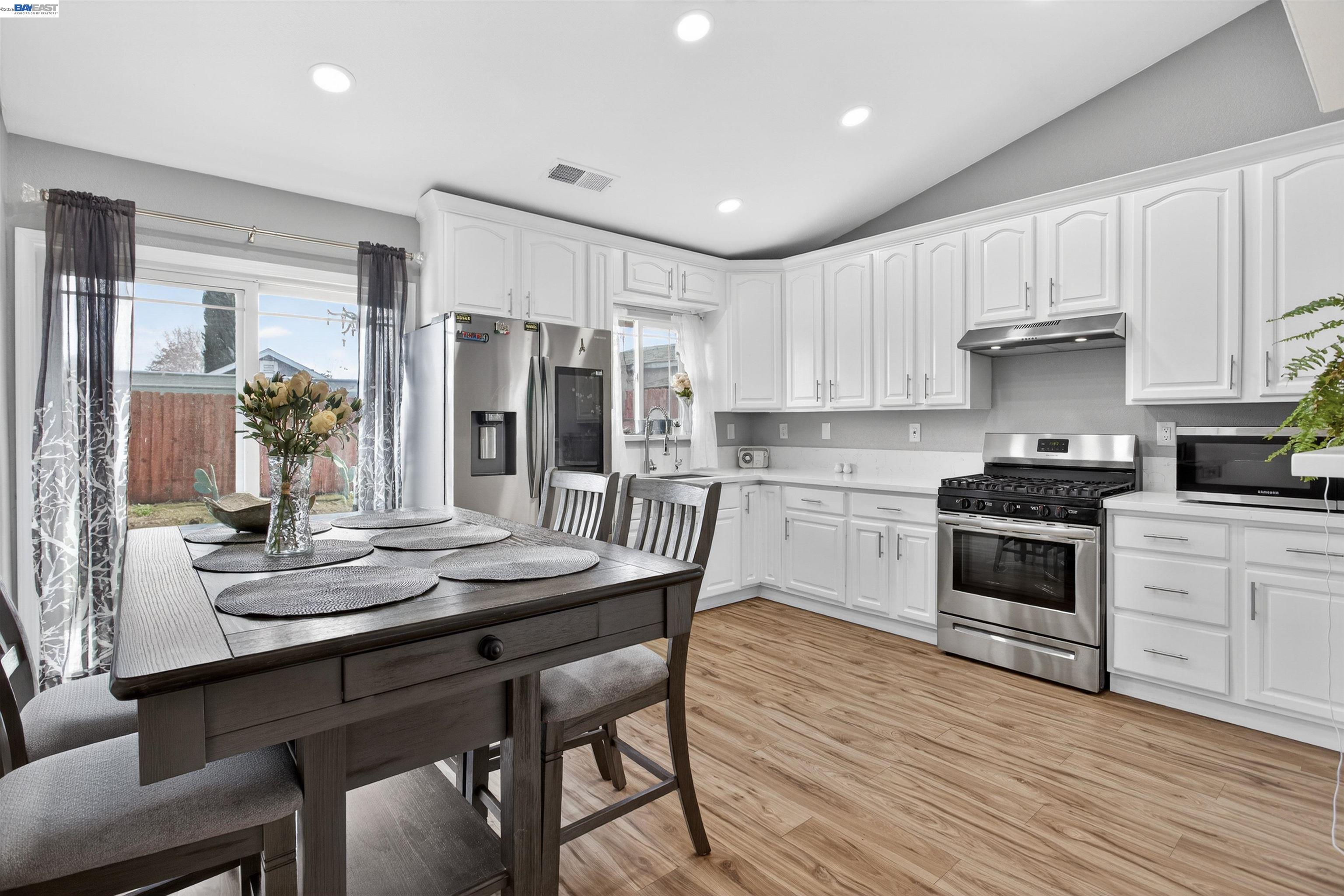 1740 Denver Street Modesto, CA 95358 - Photo 13 of 31