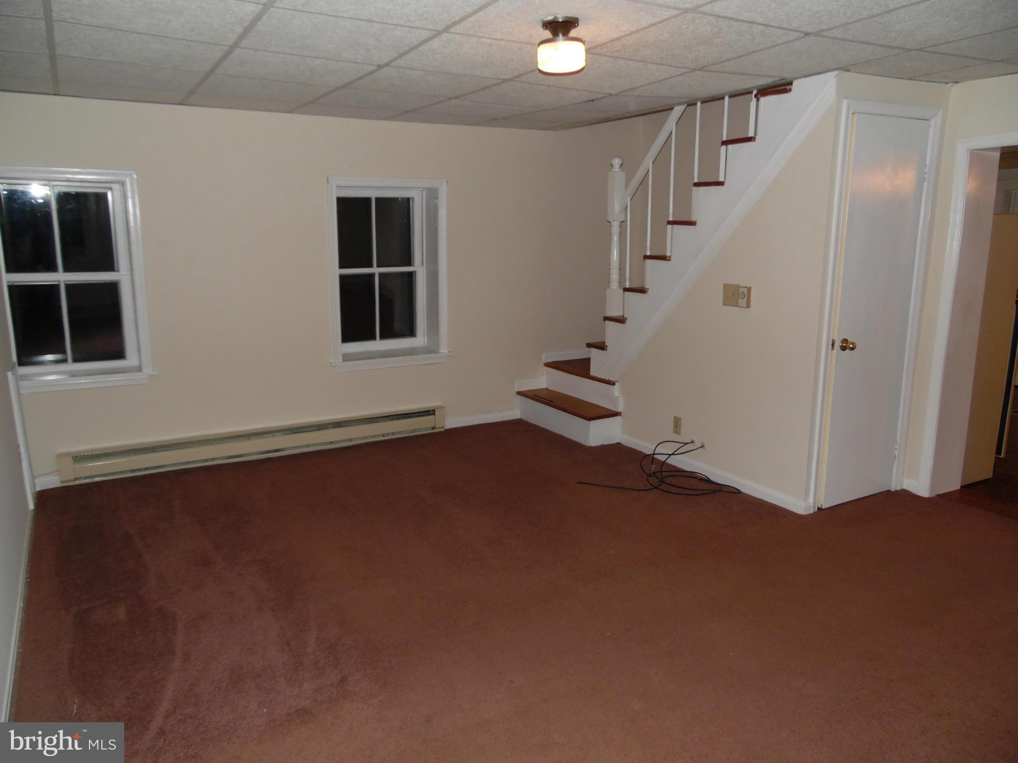 13480 Reed Road, Unit B Thurmont, MD 21788 - Photo 3 of 23 Living Room