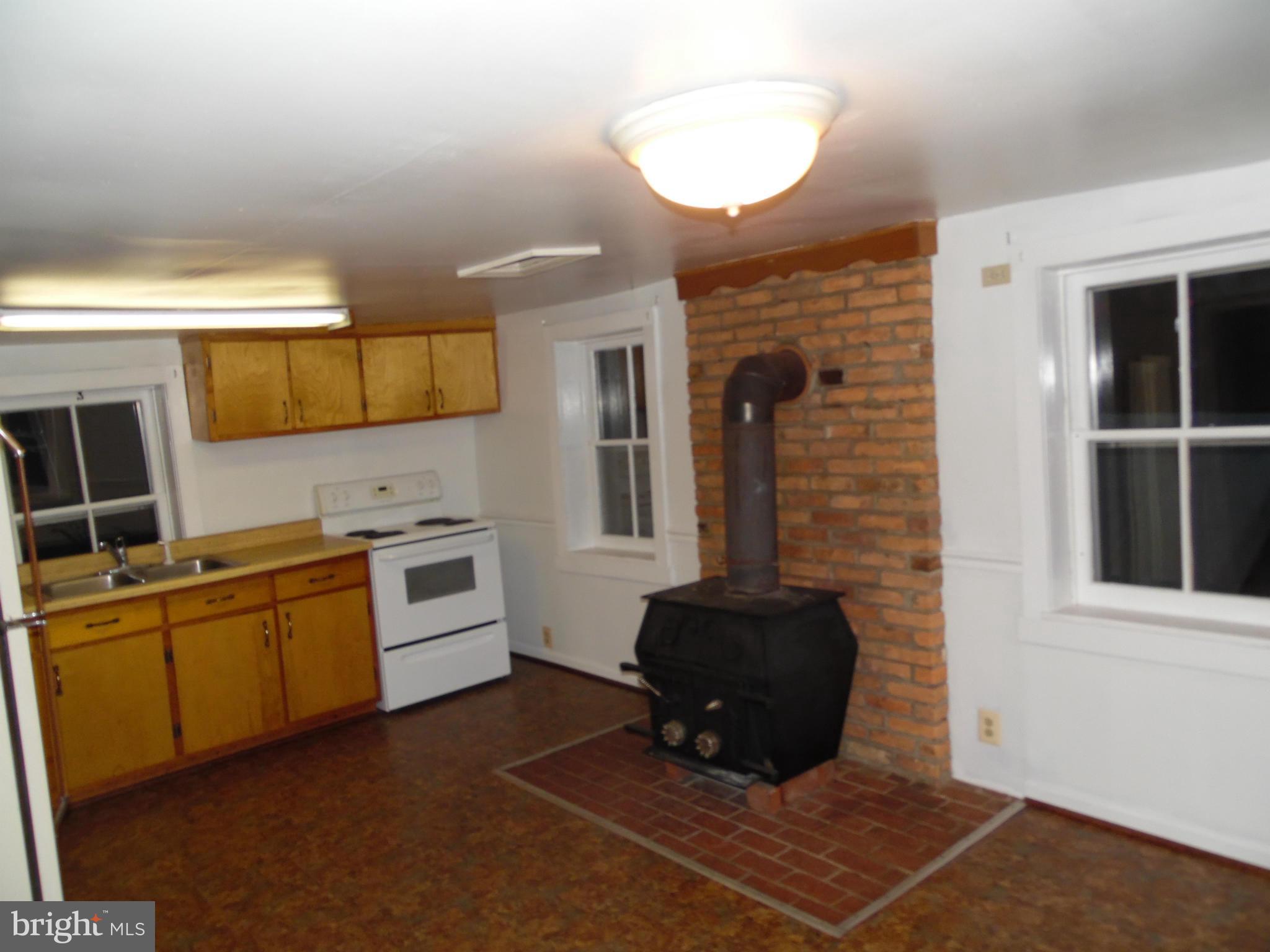 13480 Reed Road, Unit B Thurmont, MD 21788 - Photo 6 of 23 Kitchen
