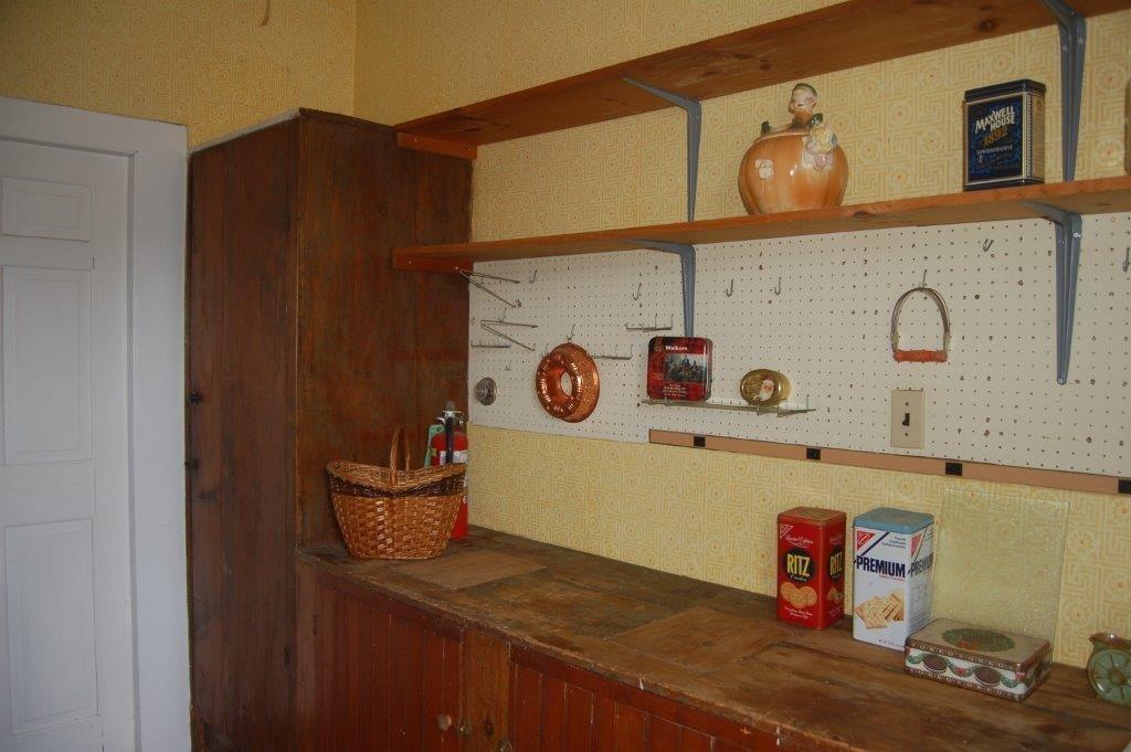 101 Belz Road Readfield, ME 04355 - Photo 14 of 35 BUTLERS PANTRY