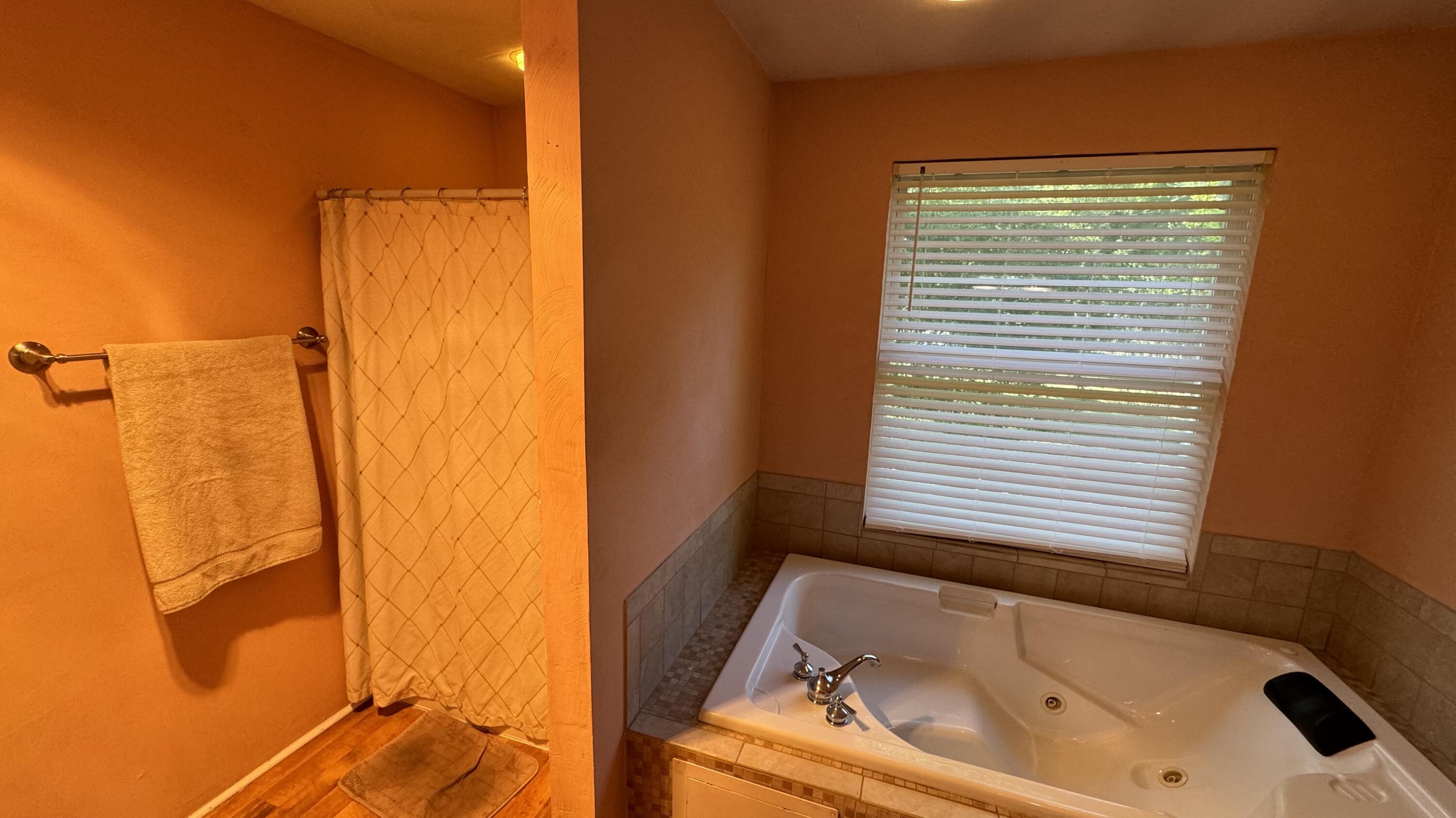 4016 Bendemeer Road Salem, VA 24153 - Photo 15 of 23 IMG_6174