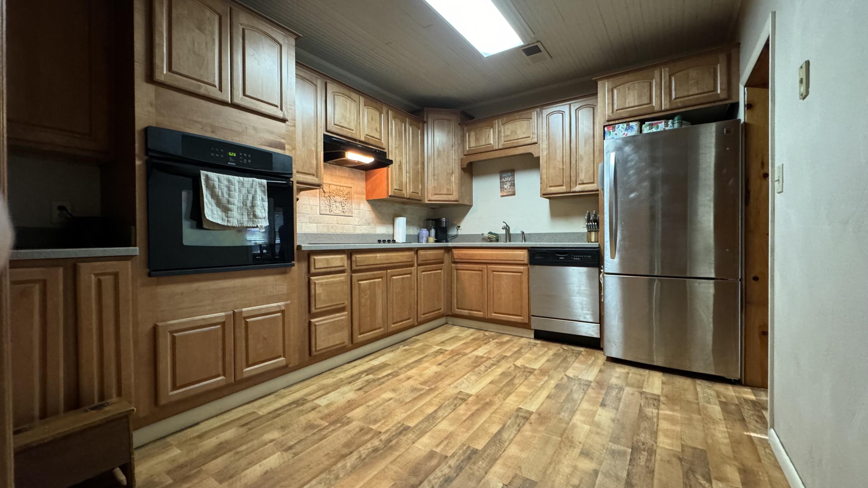 4016 Bendemeer Road Salem, VA 24153 - Photo 6 of 23 IMG_6184