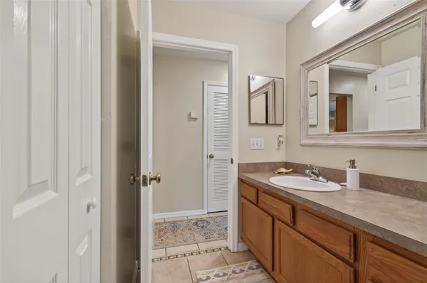 $284,900 | 4729 Northeast 16th Terrace, Gainesville, FL 32609