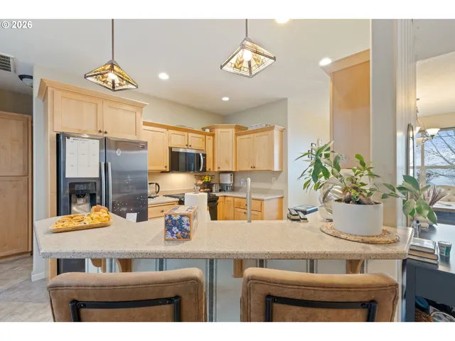 $599,000 | 849 North View Drive, Winchester, OR 97495