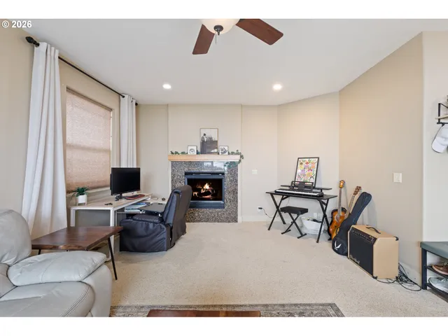 $599,000 | 849 North View Drive, Winchester, OR 97495