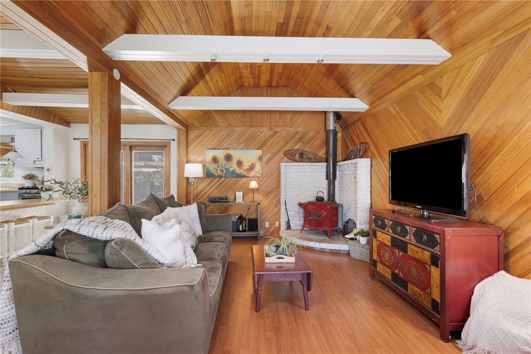 45 Woodhaven Road Pawtucket, RI 02861 - Photo 8 of 49