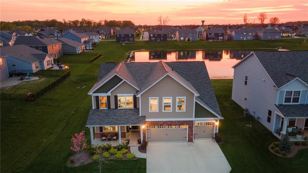 13356 Fielding Way Fishers, IN 46037 - Photo 2 of 35 Gallery Image 2