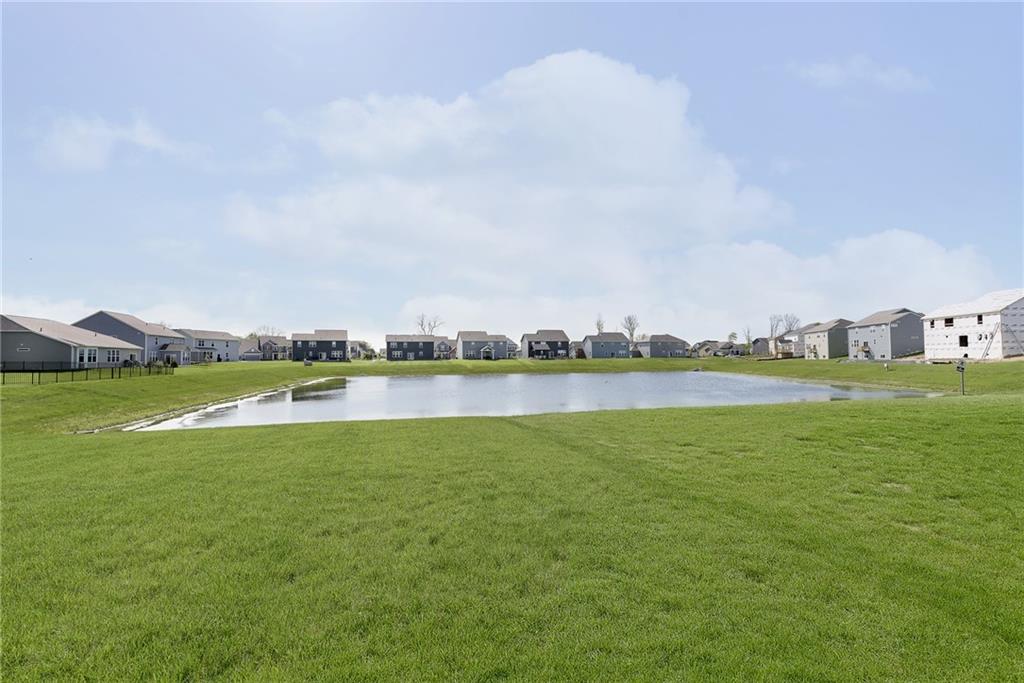 13356 Fielding Way Fishers, IN 46037 - Photo 33 of 35 Gallery Image 33