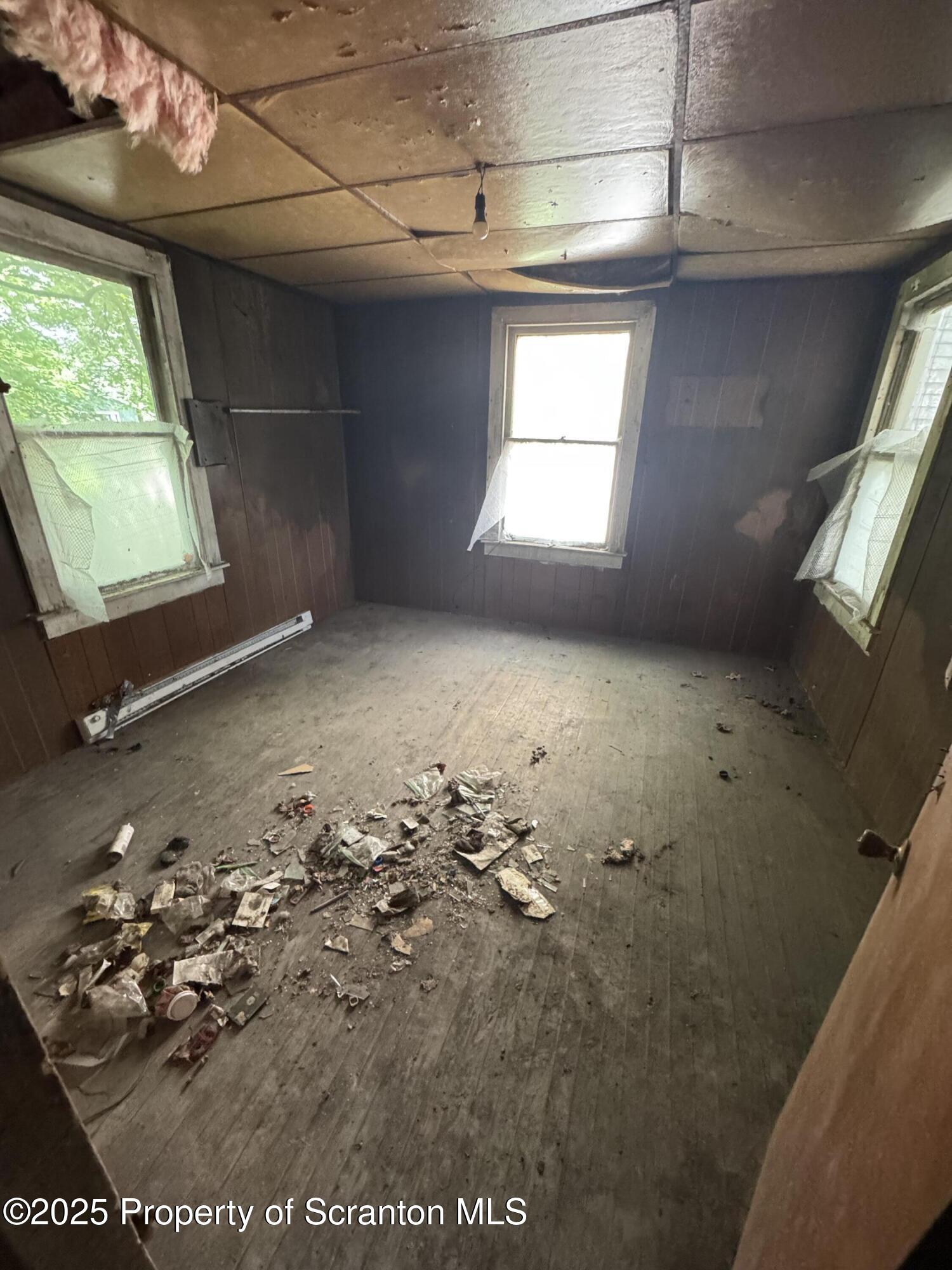 41 William Street Hallstead, PA 18822 - Photo 5 of 26 IMG_7735