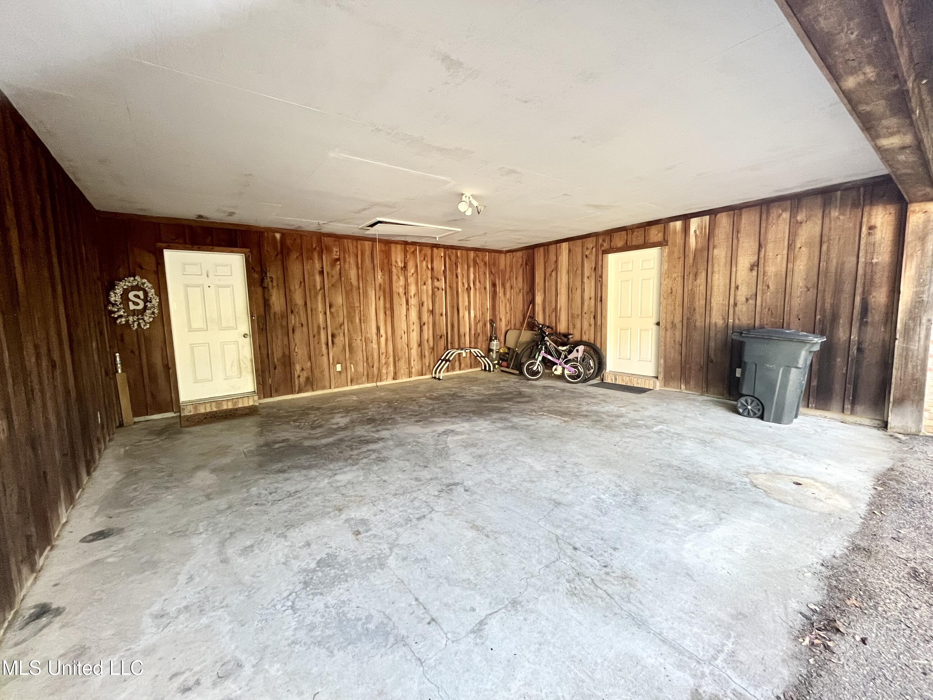 1028 Beall Road Hazlehurst, MS 39083 - Photo 36 of 47 IMG_6284