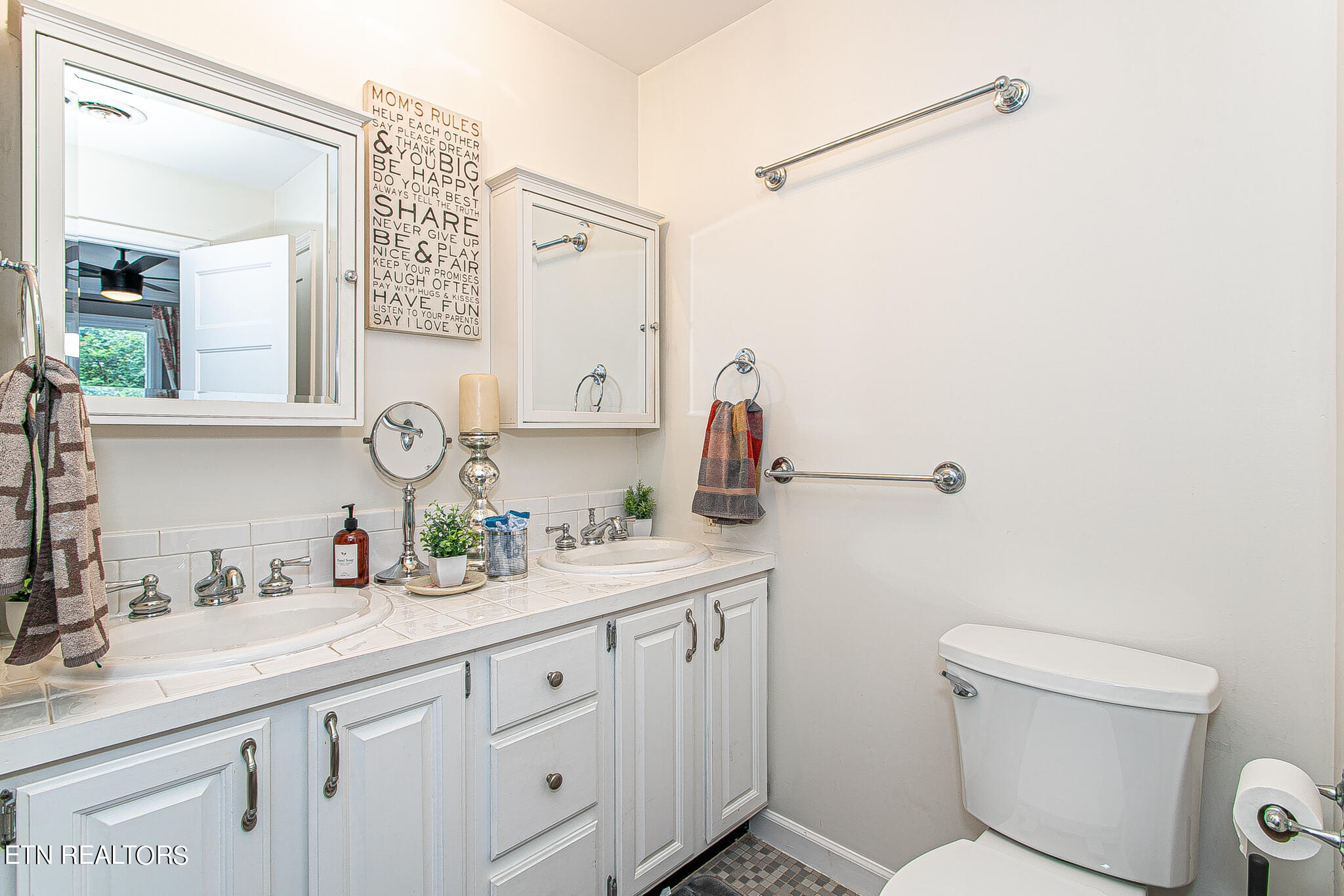1610 Duncan Road Knoxville, TN 37919 - Photo 12 of 30 1610 Duncan-93