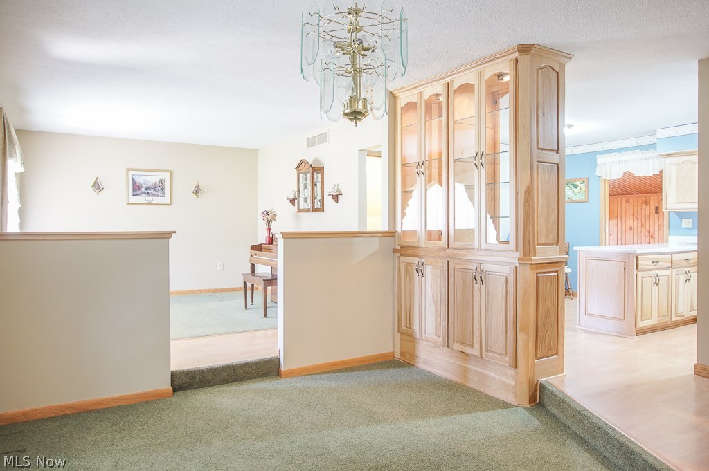 37360 Capel Road Grafton, OH 44044 - Photo 3 of 34 Gallery Image 3