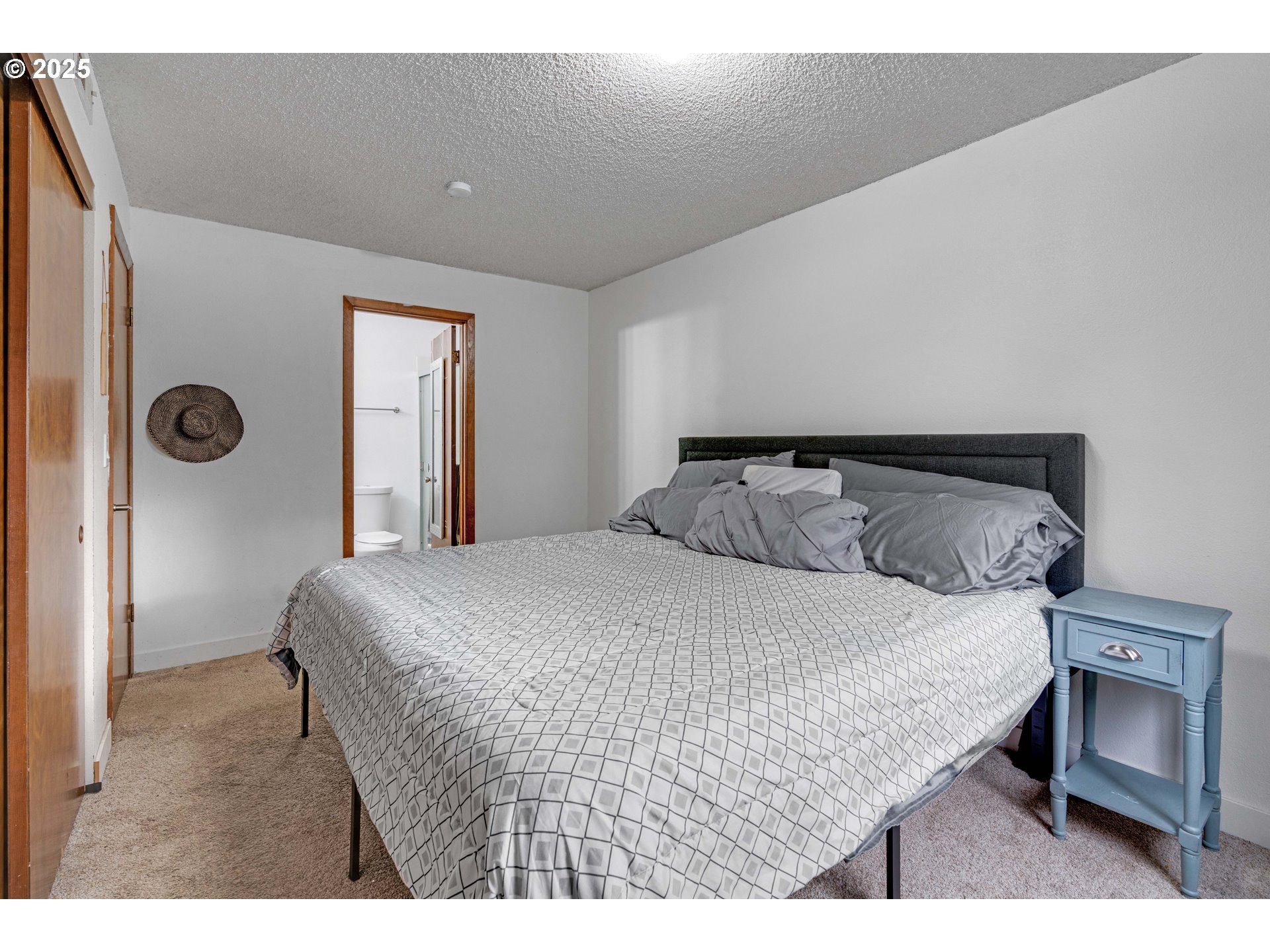 15946 Northeast Fremont Street Portland, OR 97230 - Photo 24 of 38