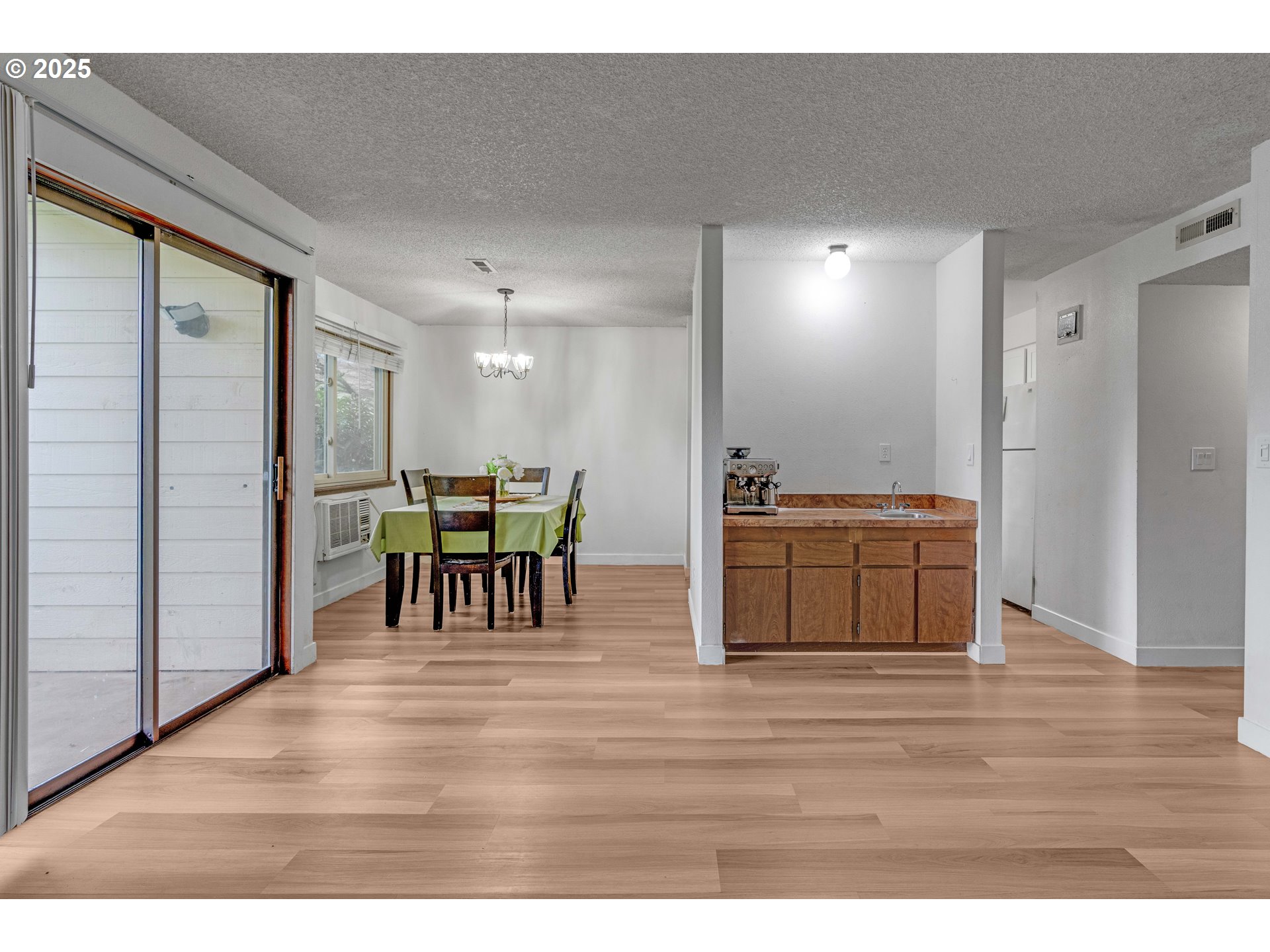 15946 Northeast Fremont Street Portland, OR 97230 - Photo 8 of 38