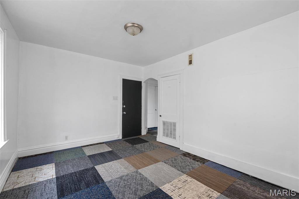 5000 Virginia Avenue St. Louis, MO 63111 - Photo 16 of 31