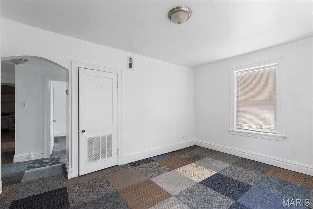 5000 Virginia Avenue St. Louis, MO 63111 - Photo 10 of 31