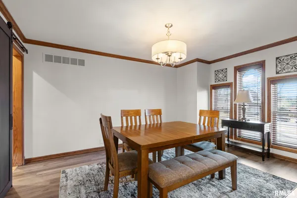 $574,900 | 905 Brookline Drive, Eureka, IL 61530