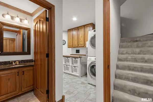 $574,900 | 905 Brookline Drive, Eureka, IL 61530