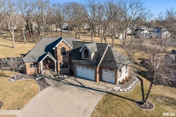 $574,900 | 905 Brookline Drive, Eureka, IL 61530