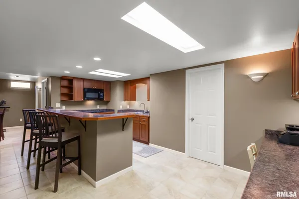 $574,900 | 905 Brookline Drive, Eureka, IL 61530